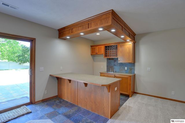 15213 Norwick Drive, Omaha, NE 68116