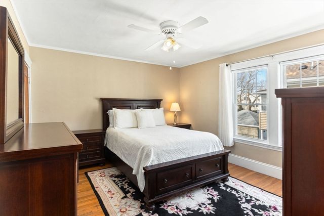 16-18 Pondview Rd, Arlington, MA 02474