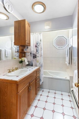 16-18 Pondview Rd, Arlington, MA 02474