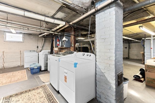 16-18 Pondview Rd, Arlington, MA 02474