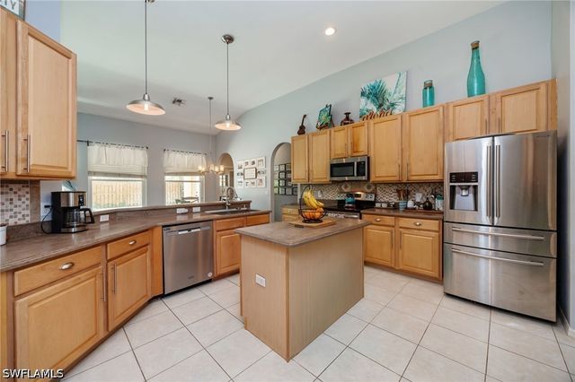 315 Burnt Pine DR, Naples, FL 34119
