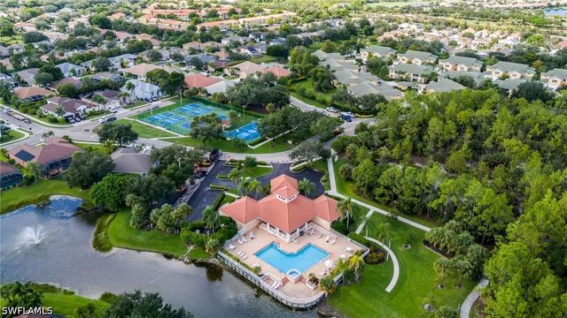 315 Burnt Pine DR, Naples, FL 34119