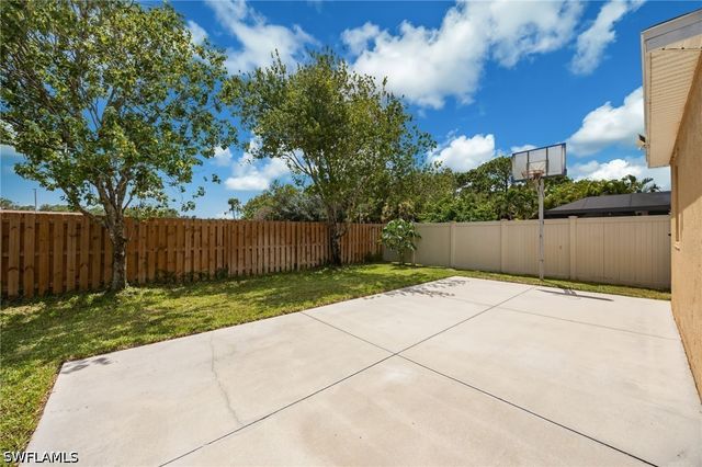 315 Burnt Pine DR, Naples, FL 34119