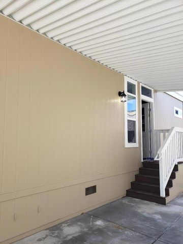 440 MOFFETT Boulevard, Mountain View, CA 94043