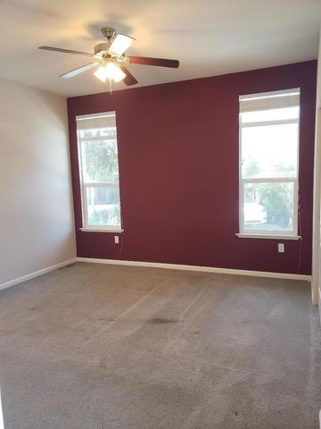 440 MOFFETT Boulevard, Mountain View, CA 94043