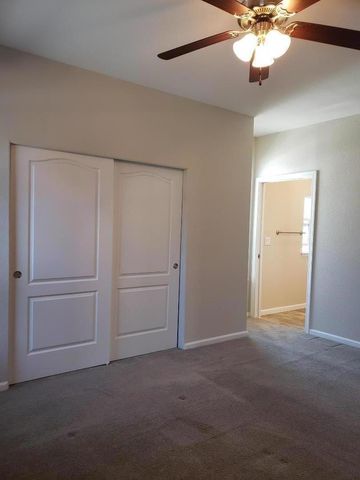 440 MOFFETT Boulevard, Mountain View, CA 94043