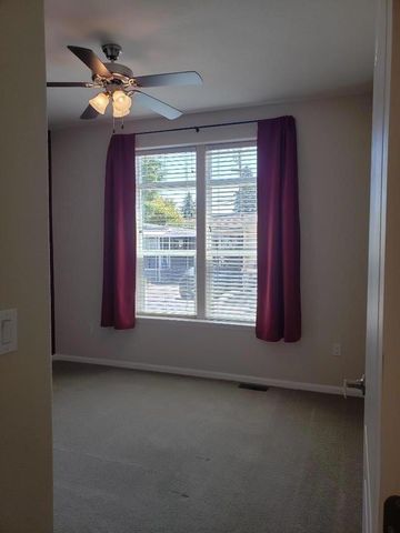 440 MOFFETT Boulevard, Mountain View, CA 94043