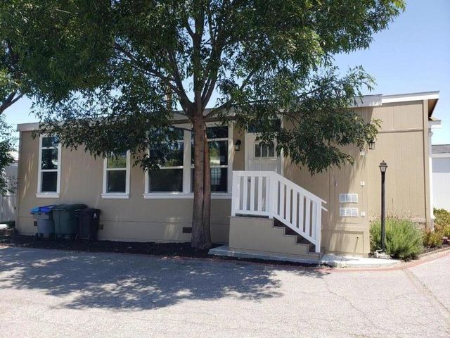 440 MOFFETT Boulevard, Mountain View, CA 94043