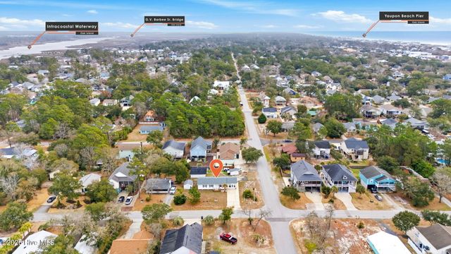 304 NE 50th Street, Oak Island, NC 28465