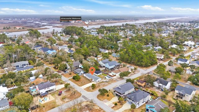 304 NE 50th Street, Oak Island, NC 28465