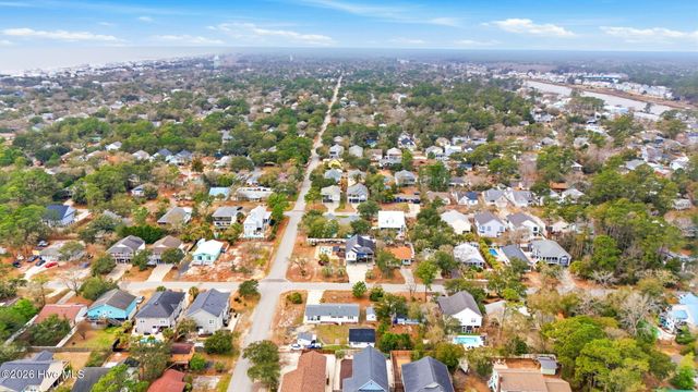 304 NE 50th Street, Oak Island, NC 28465