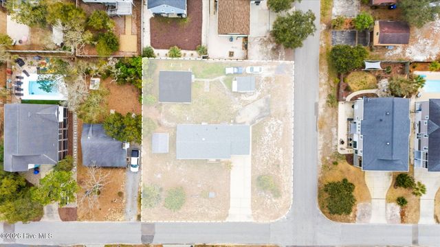 304 NE 50th Street, Oak Island, NC 28465