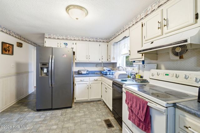 304 NE 50th Street, Oak Island, NC 28465