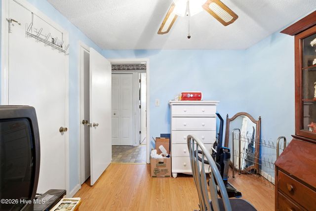 304 NE 50th Street, Oak Island, NC 28465