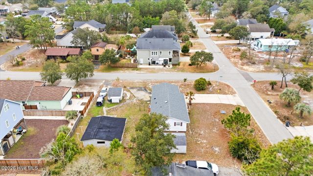 304 NE 50th Street, Oak Island, NC 28465