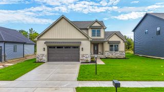 3106 Forestside Lane, Valparaiso, IN 46385