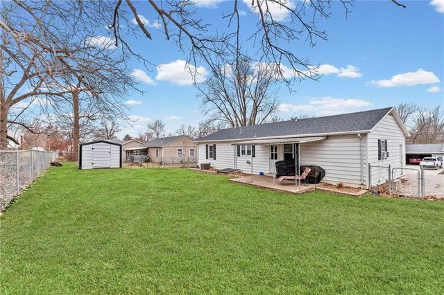 914 N Folger Street, Carrollton, MO 64633