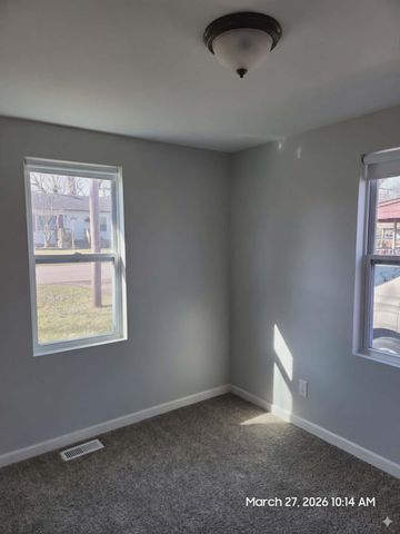 1391 Wells Street, Burton, MI 48529