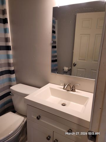 1391 Wells Street, Burton, MI 48529