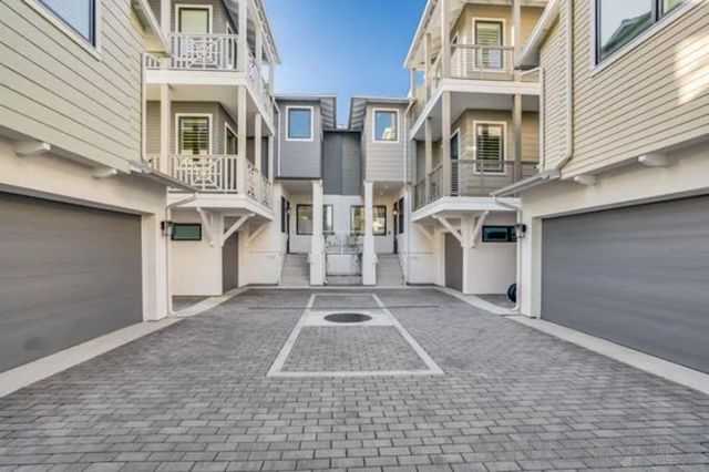 710 E Avenue, Coronado, CA 92118