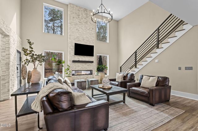 2418 Crossroads Avenue, Hillsborough, NC 27278