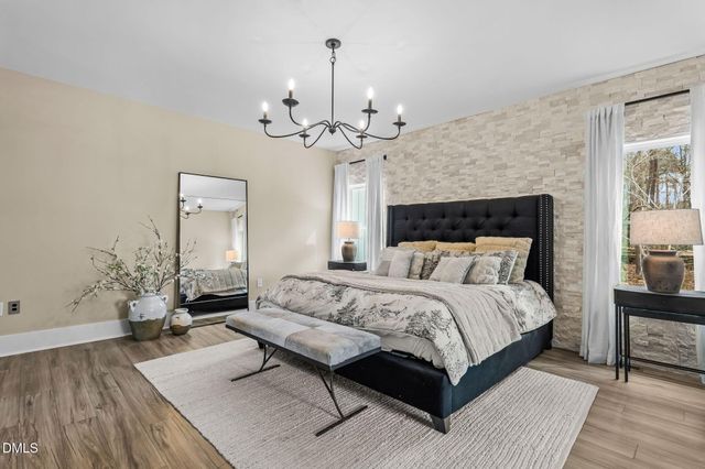2418 Crossroads Avenue, Hillsborough, NC 27278