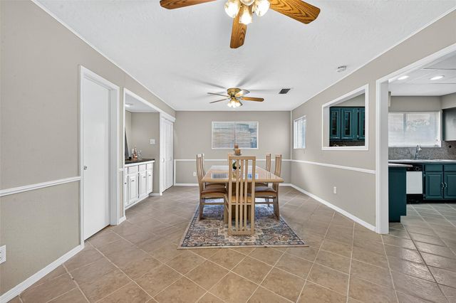 3415 W Creek Club Drive, Missouri City, TX 77459