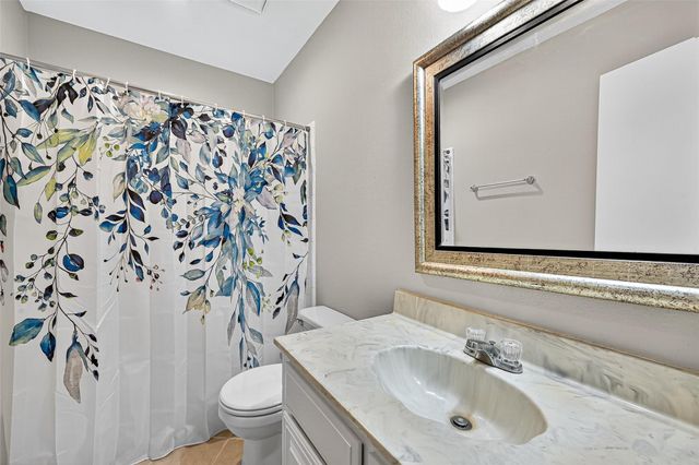 3415 W Creek Club Drive, Missouri City, TX 77459