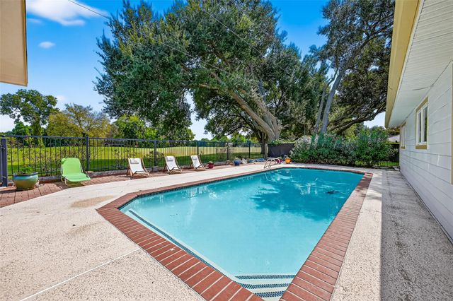 3415 W Creek Club Drive, Missouri City, TX 77459