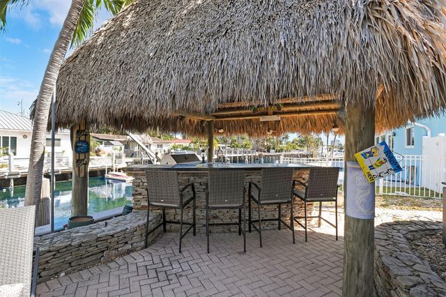 2401 SE 12th Street, Pompano Beach, FL 33062