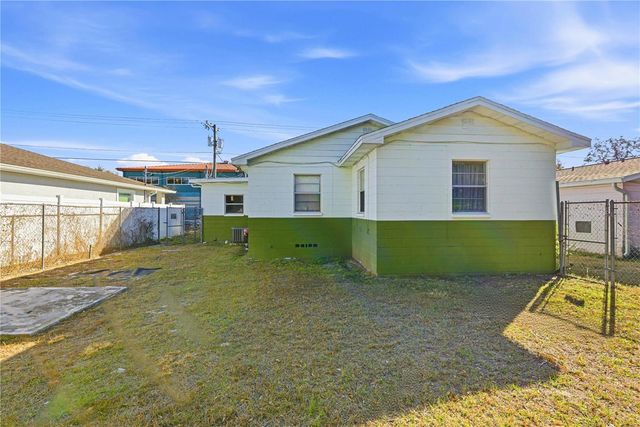 1014 E OKALOOSA AVENUE, Tampa, FL 33604