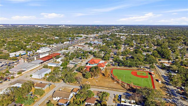 1014 E OKALOOSA AVENUE, Tampa, FL 33604