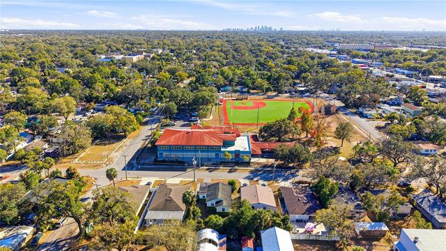 1014 E OKALOOSA AVENUE, Tampa, FL 33604