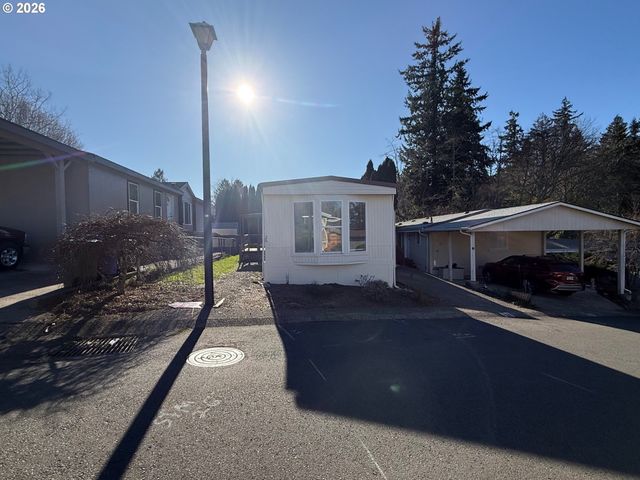 37600 SUNSET St 26, Sandy, OR 97055