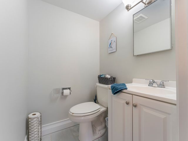 56 Salt Creek Road A, Roselle, IL 60172