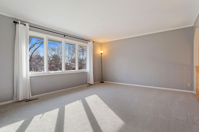 239 16th Avenue SW, New Brighton, MN 55112