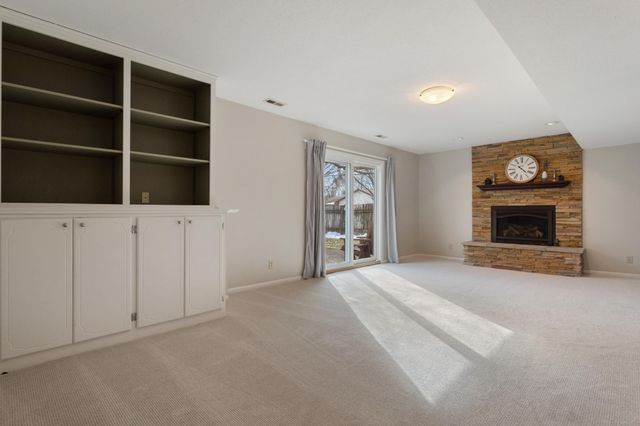 239 16th Avenue SW, New Brighton, MN 55112