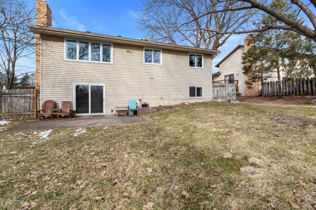 239 16th Avenue SW, New Brighton, MN 55112