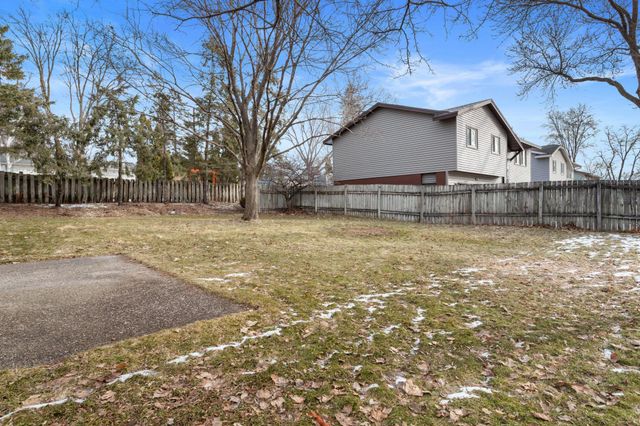 239 16th Avenue SW, New Brighton, MN 55112