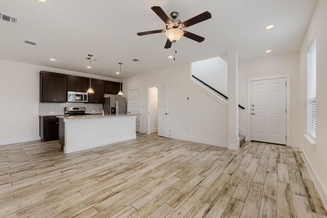 401 Parkline DR 1A, Georgetown, TX 78626