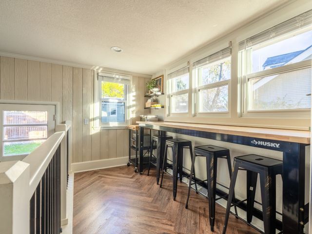 2409 Kenway Drive, Des Moines, IA 50310