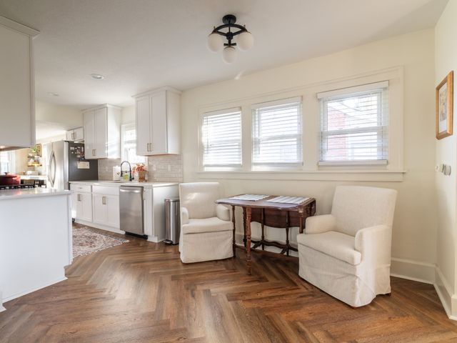 2409 Kenway Drive, Des Moines, IA 50310