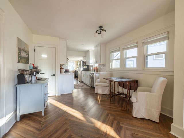 2409 Kenway Drive, Des Moines, IA 50310