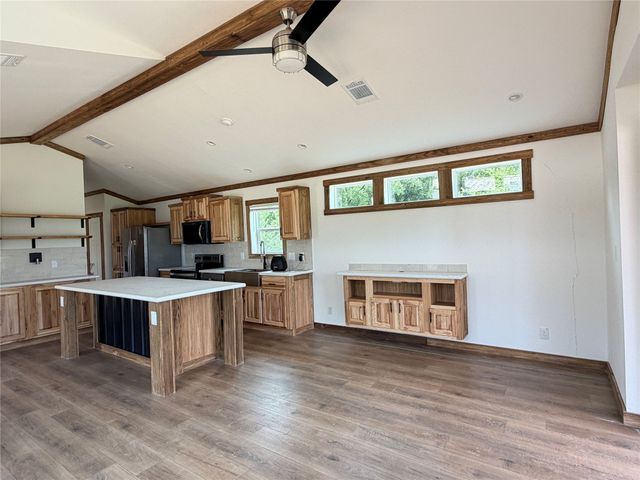 350 CR 1070, Wortham, TX 76693