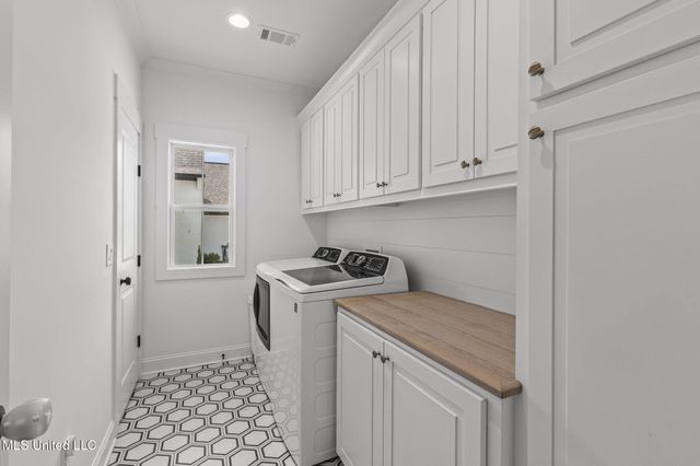 124 Seymour Drive, Madison, MS 39110