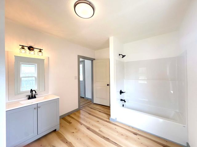 1008 W 12th Street, Bonham, TX 75418