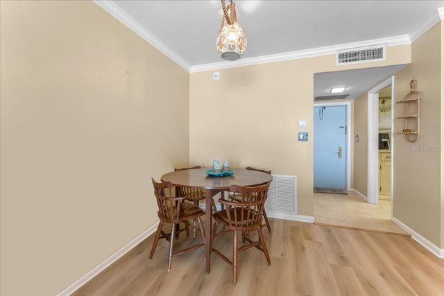 5020 BRITTANY DRIVE S 118, St Petersburg, FL 33715