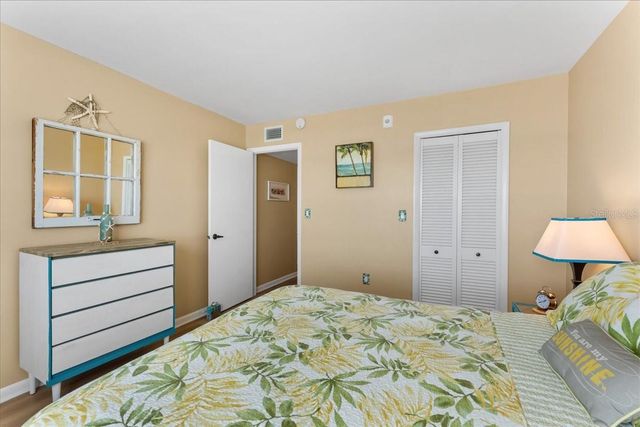 5020 BRITTANY DRIVE S 118, St Petersburg, FL 33715