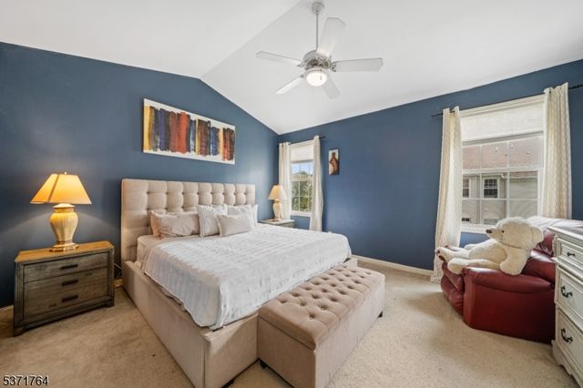 31 Devonshire Dr, Clifton City, NJ 07013