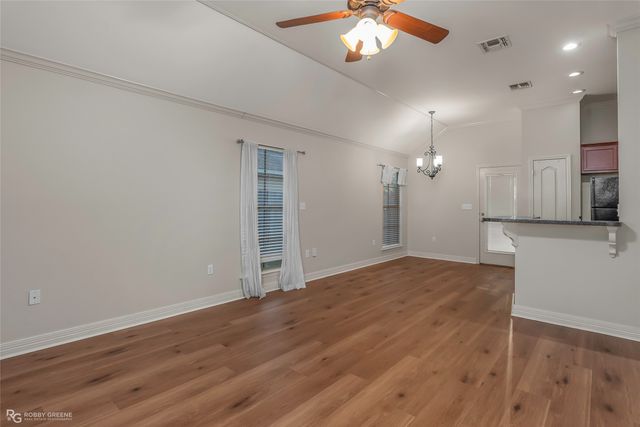 3303 Grand Lake Drive, Bossier City, LA 71111